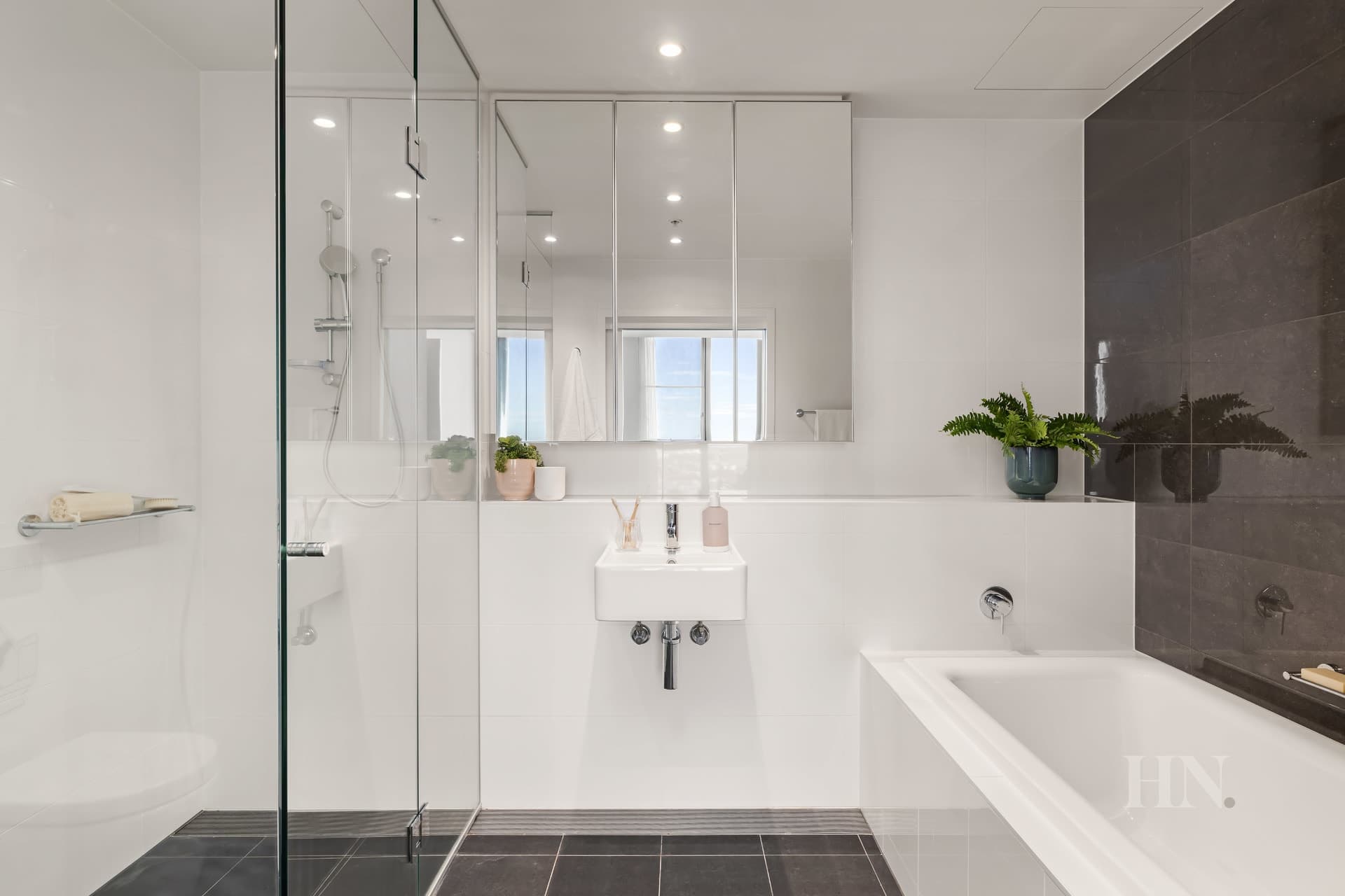 22401/2B Figtree Drive, Sydney Olympic Park - Thumbnail 8