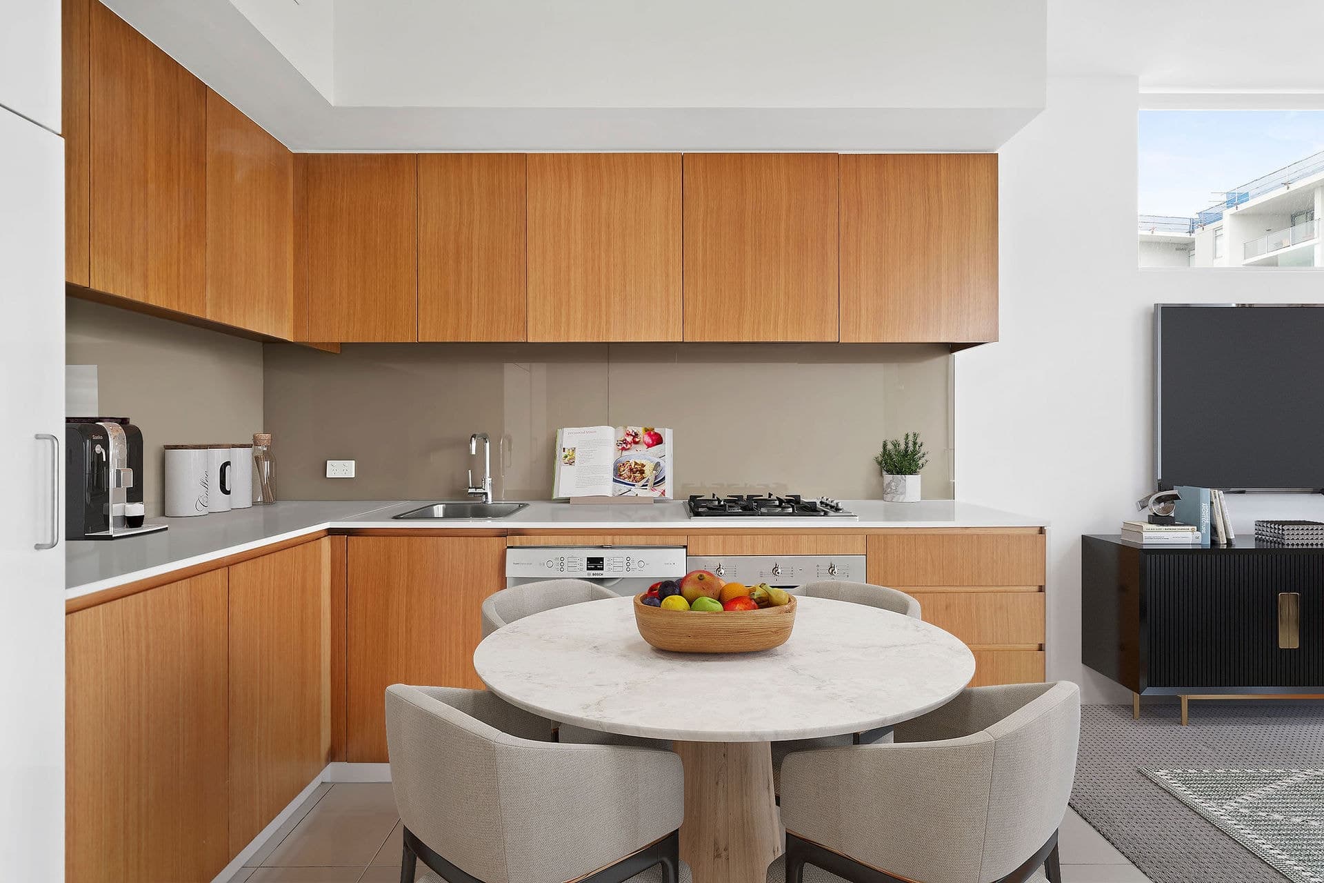 901/4 Saunders Close, Macquarie Park - Thumbnail 5