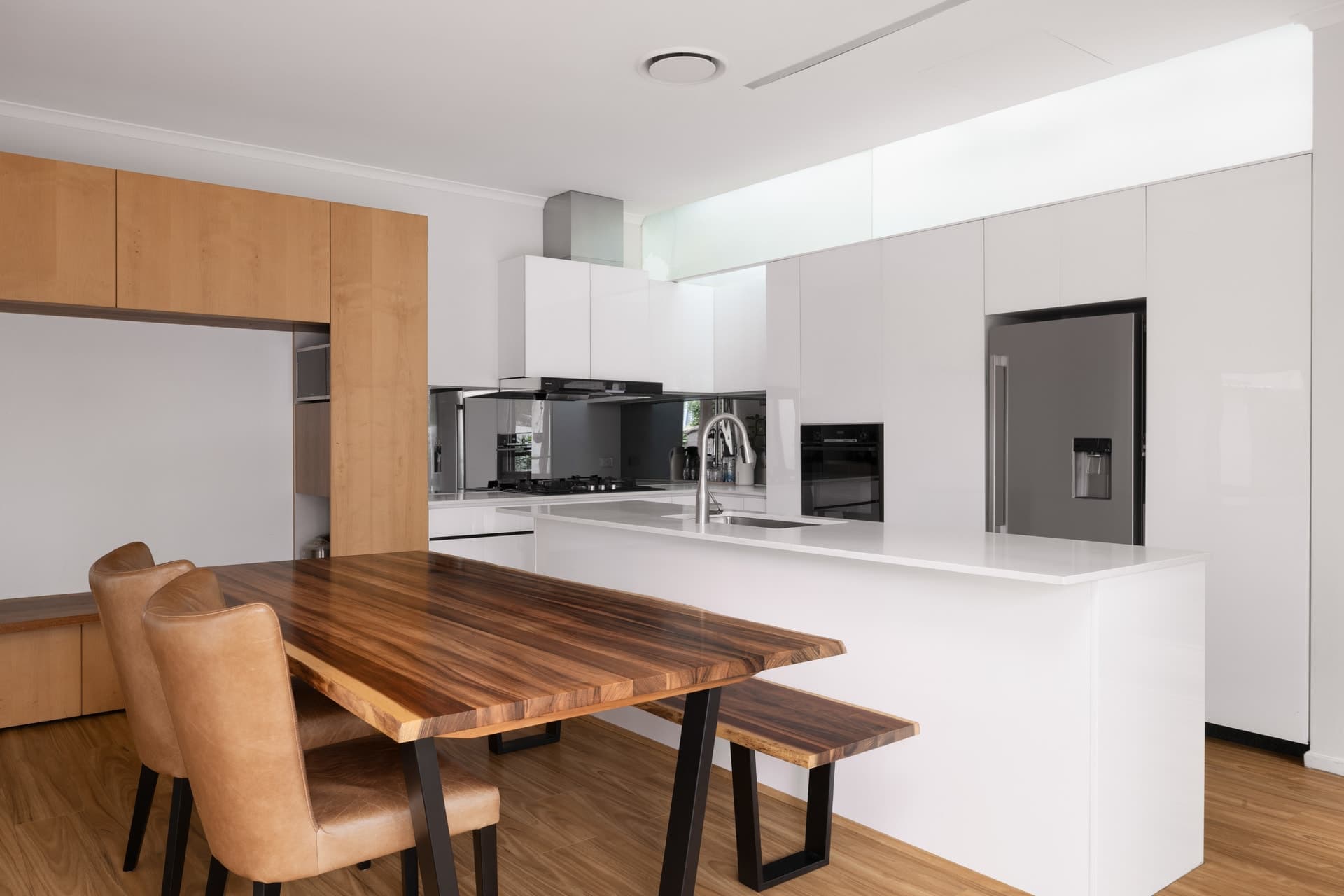 15 Konrads Avenue, Newington - Thumbnail 2