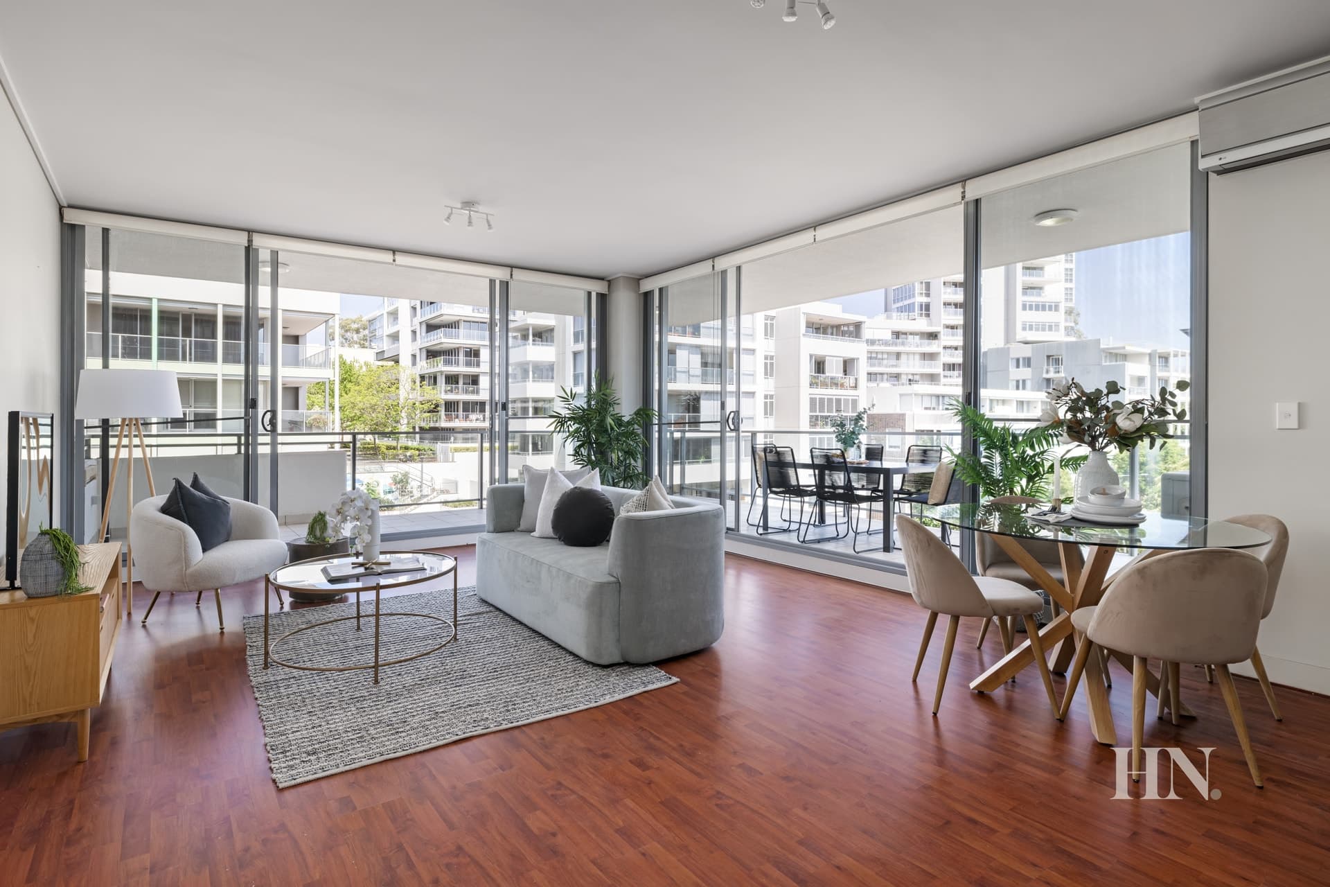 402/2 Lewis Avenue, Rhodes - Thumbnail 3
