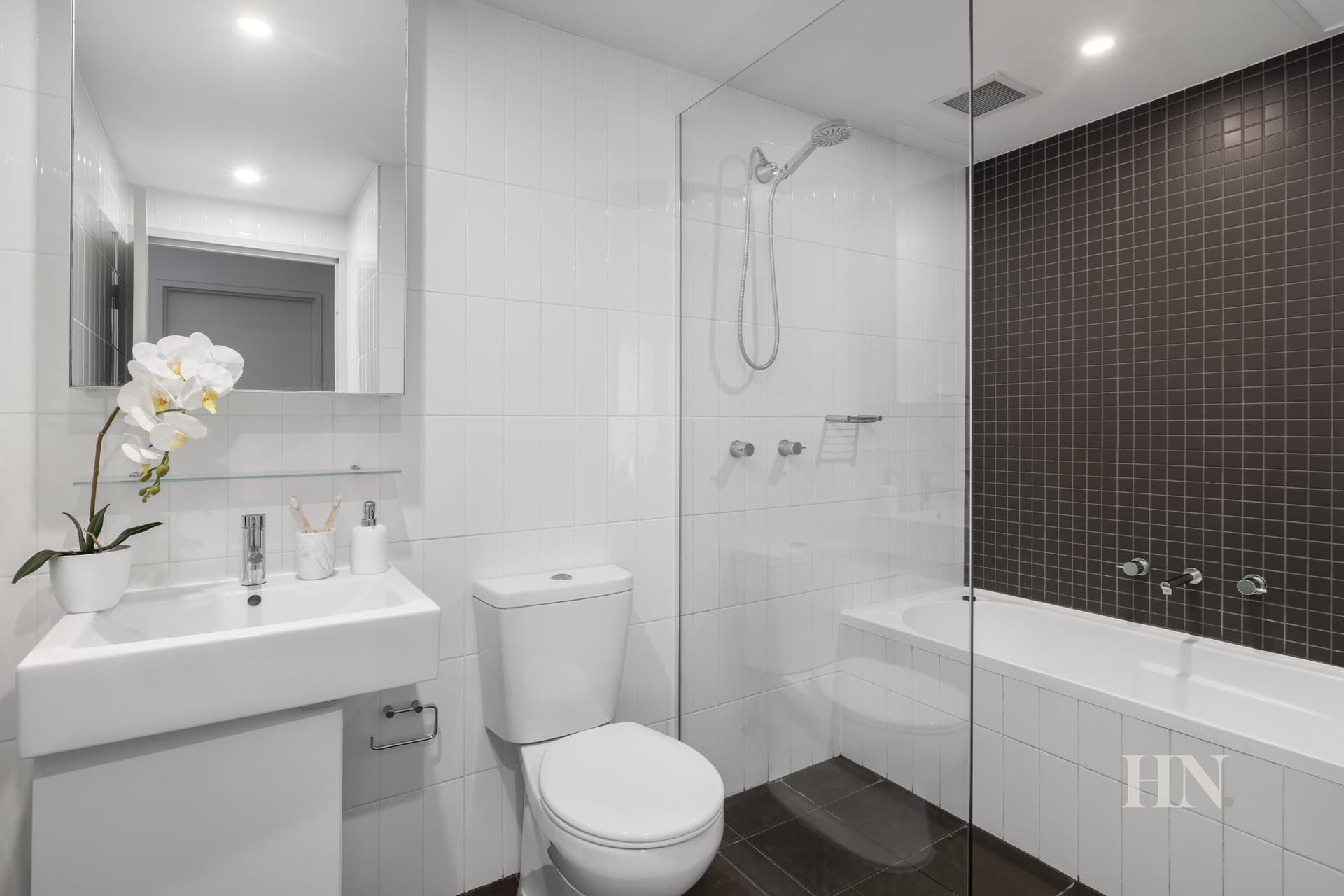 402/2 Lewis Avenue, Rhodes - Thumbnail 8