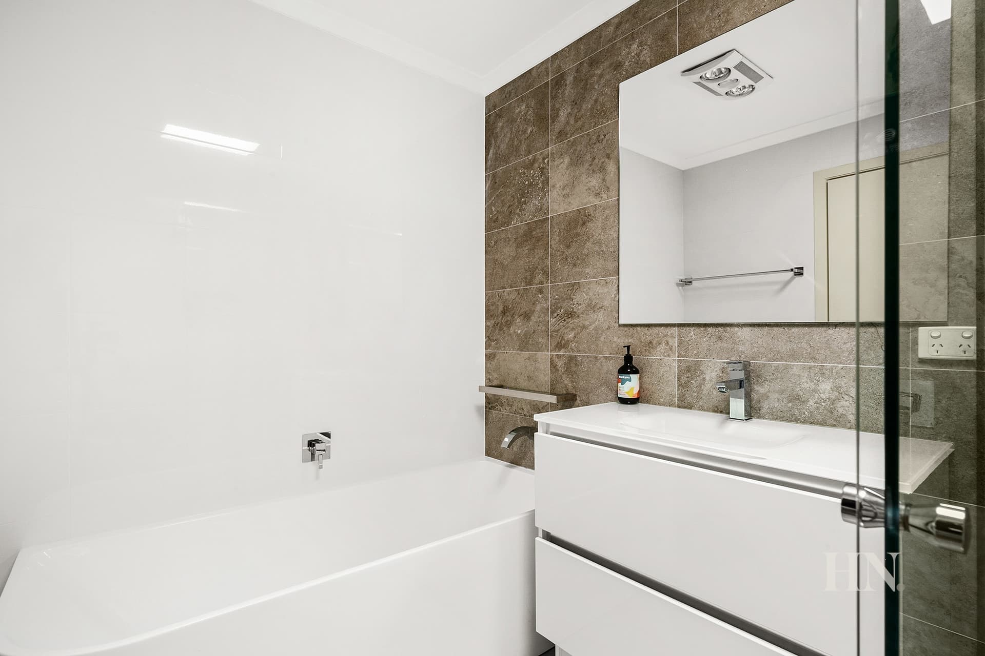 9 Kuts Avenue, Newington - Thumbnail 7
