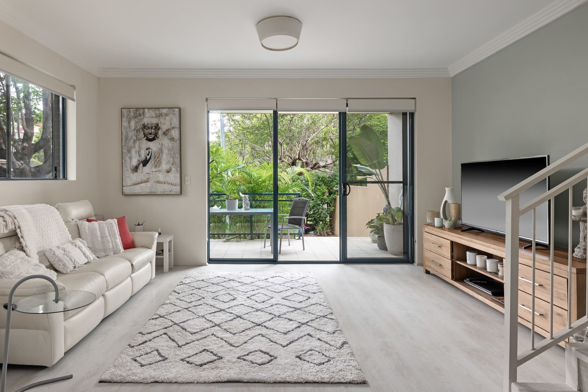 9/2 Tavistock Road, Homebush West - Image 1