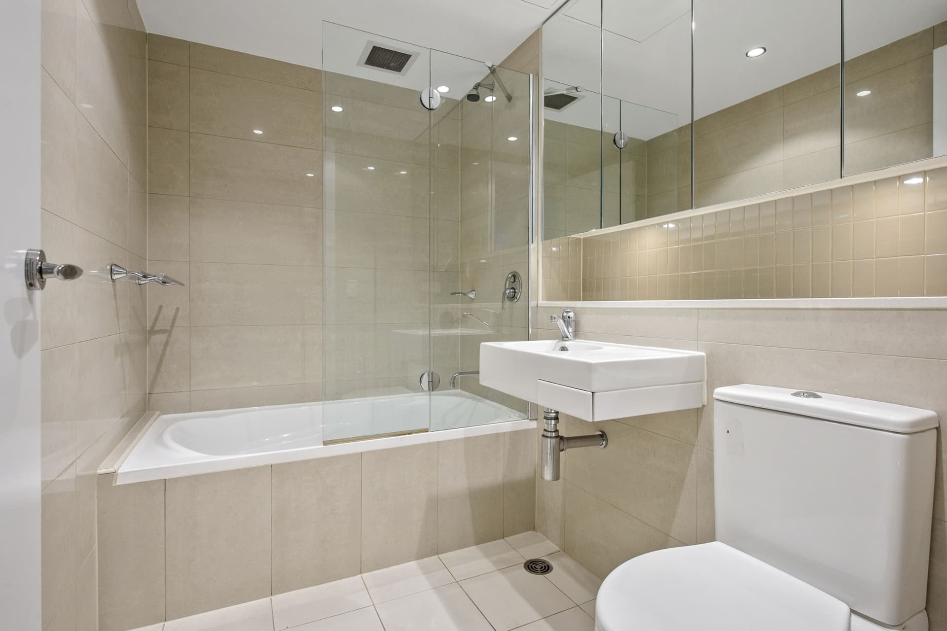 18/9 Bay Drive, Meadowbank - Thumbnail 5