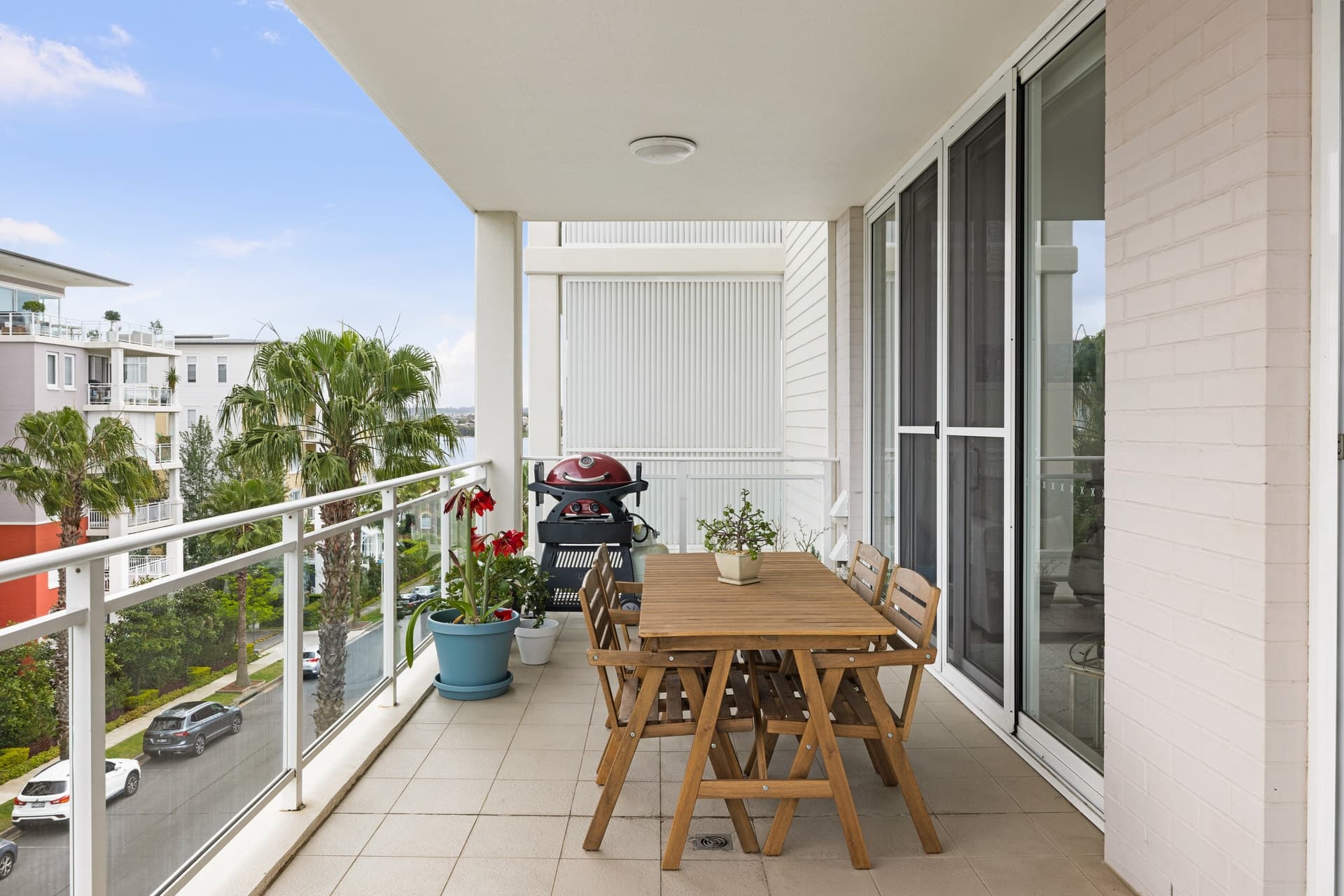 402/3 Palm Avenue Breakfast Point, Breakfast Point - Thumbnail 8