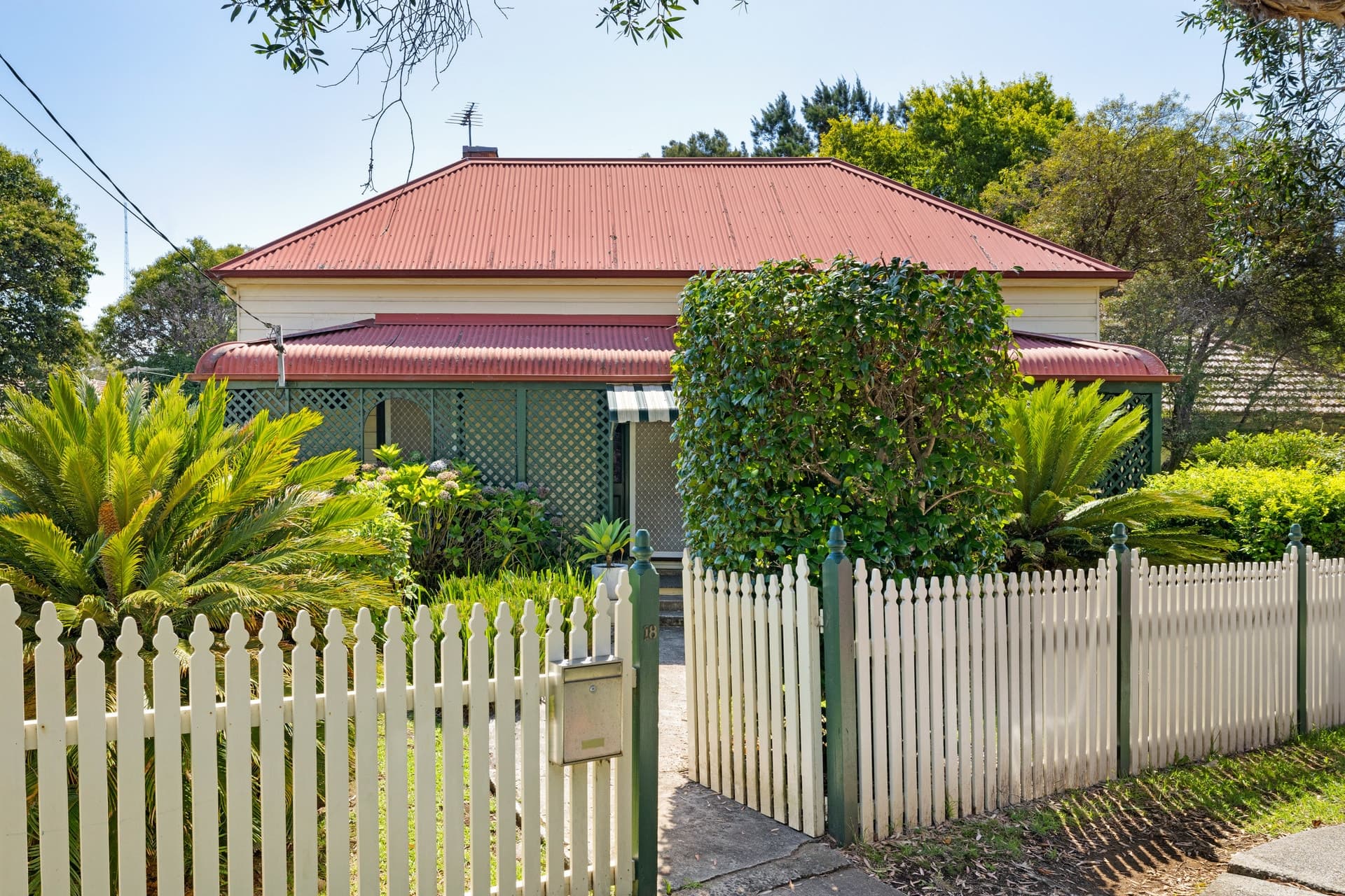 18 King Street, Concord West - Image 1