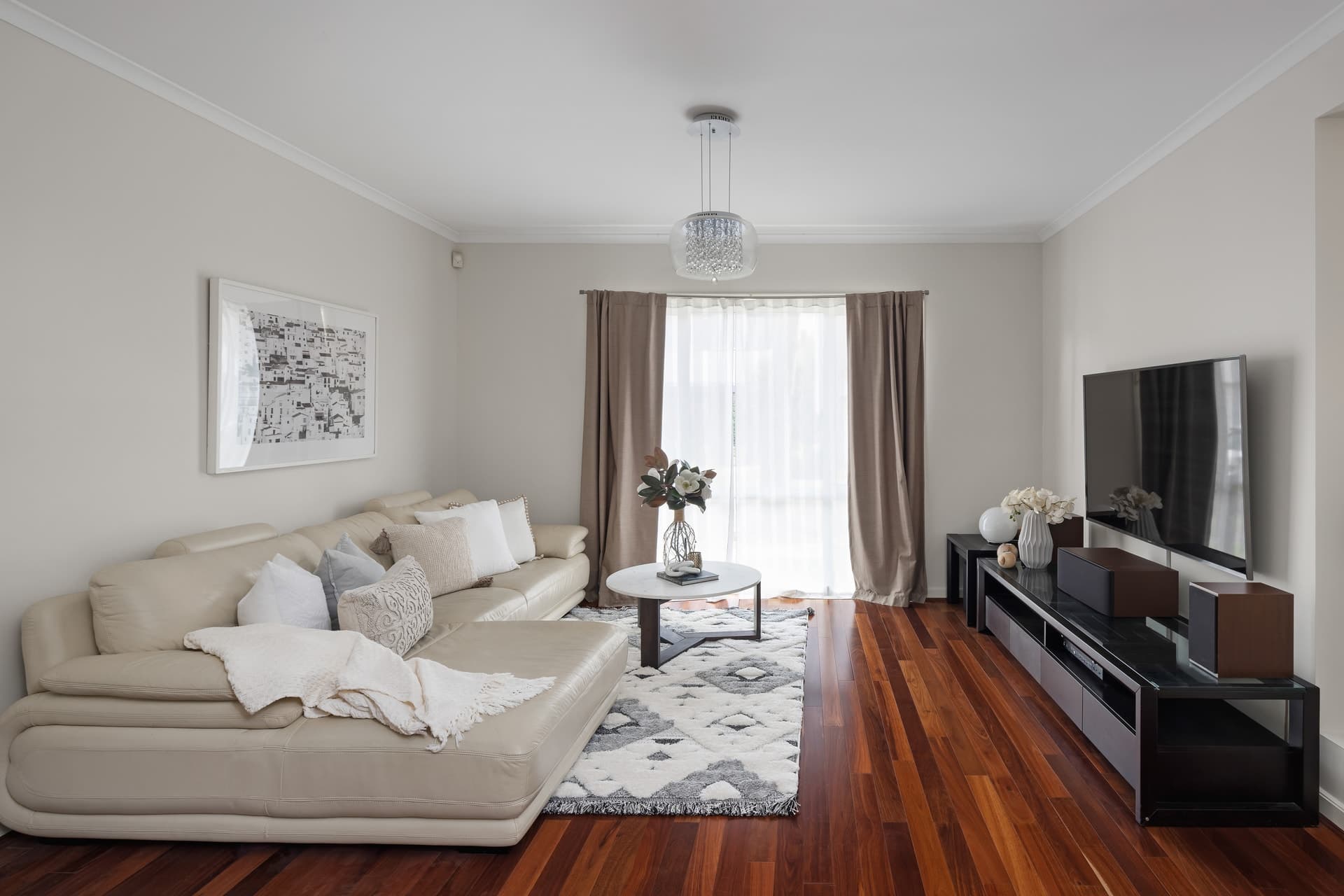 13 Manton Avenue, Newington - Thumbnail 2