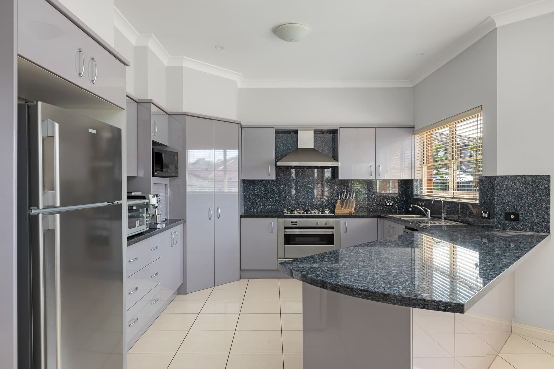 27 Churchill Crescent, Concord - Thumbnail 7