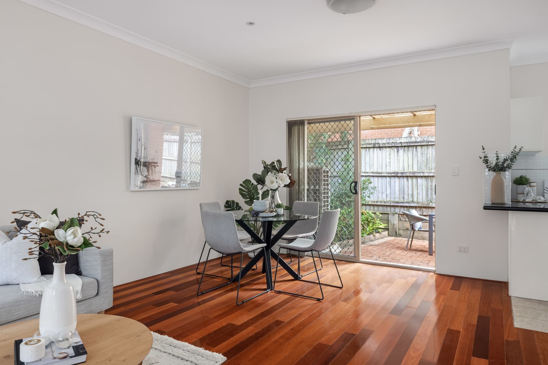 3/213-215 Queen Street, Concord West - Thumbnail 2