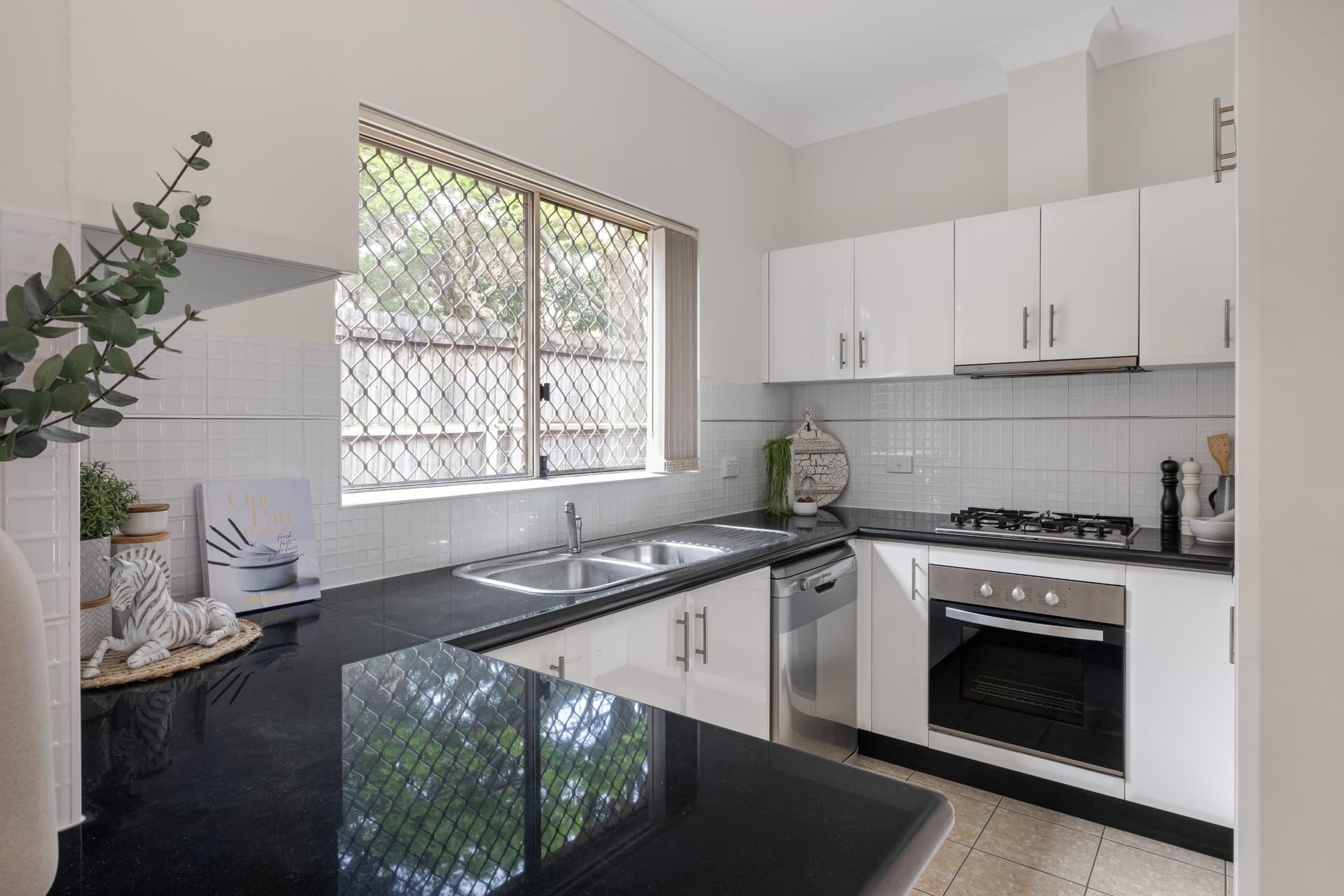 3/213-215 Queen Street, Concord West - Thumbnail 8