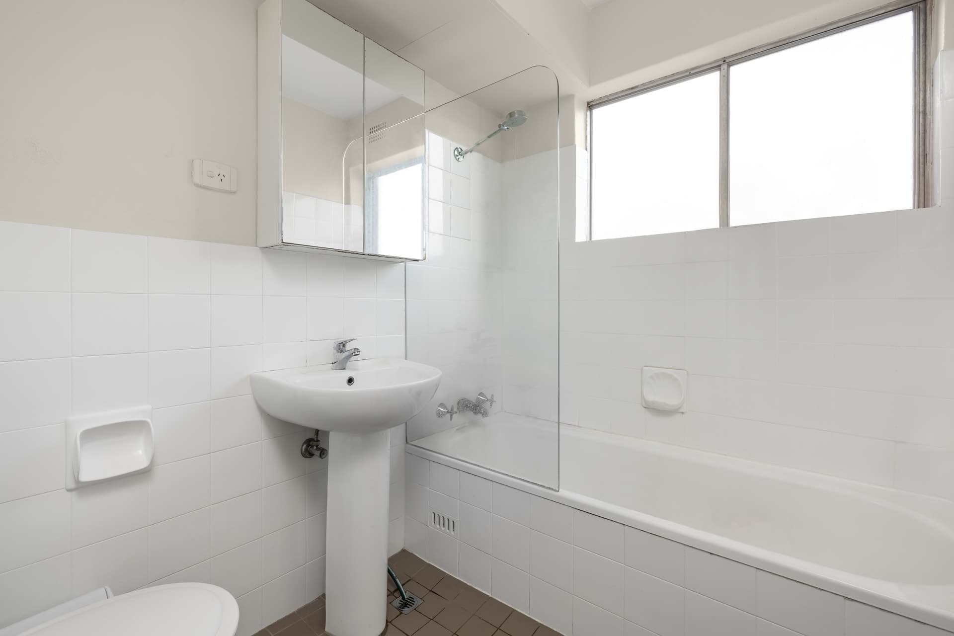 1/8 Hampstead Road, Homebush West - Thumbnail 4