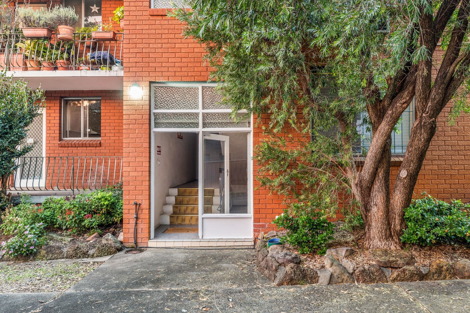 8/15 Burton Street, Concord - Thumbnail 6