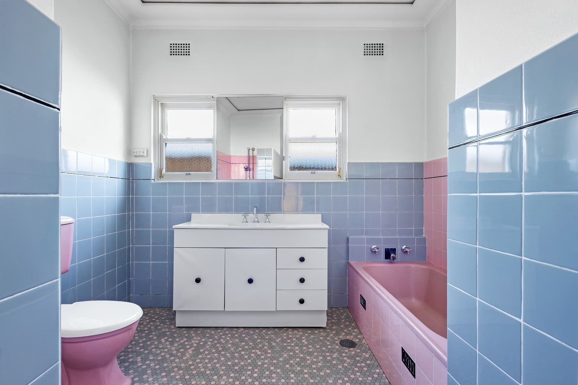 15 Breasley Avenue, Yagoona - Thumbnail 8