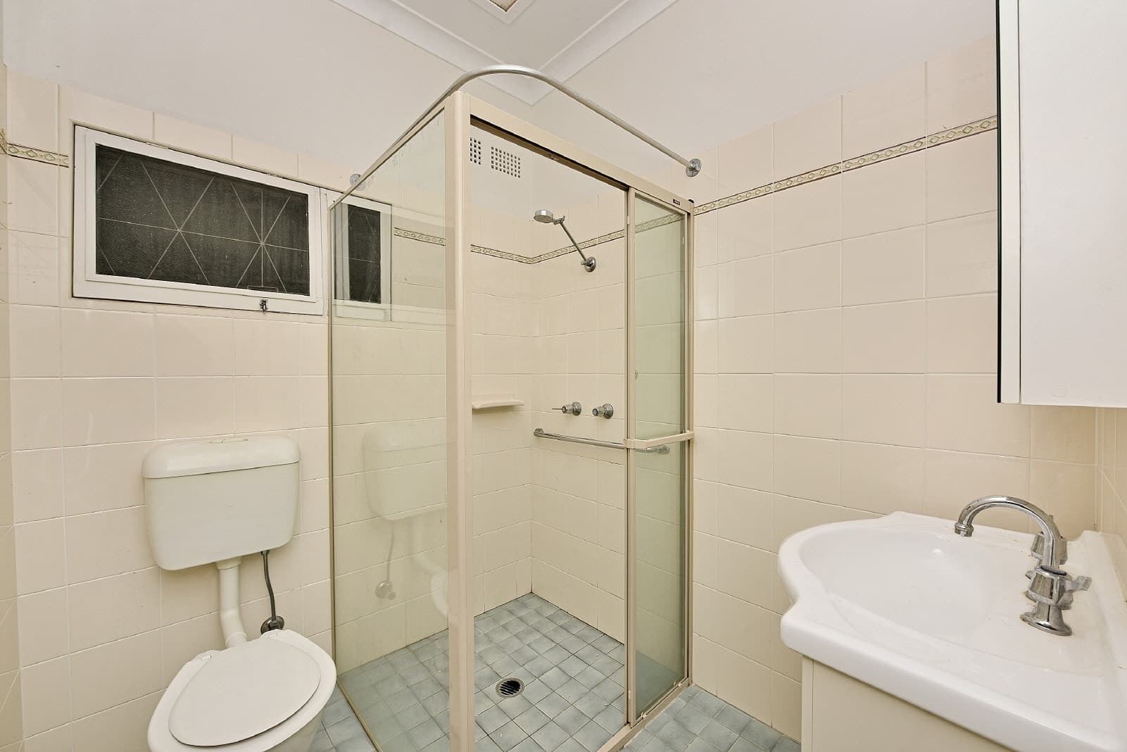 2 Pamela Place, Concord - Thumbnail 7