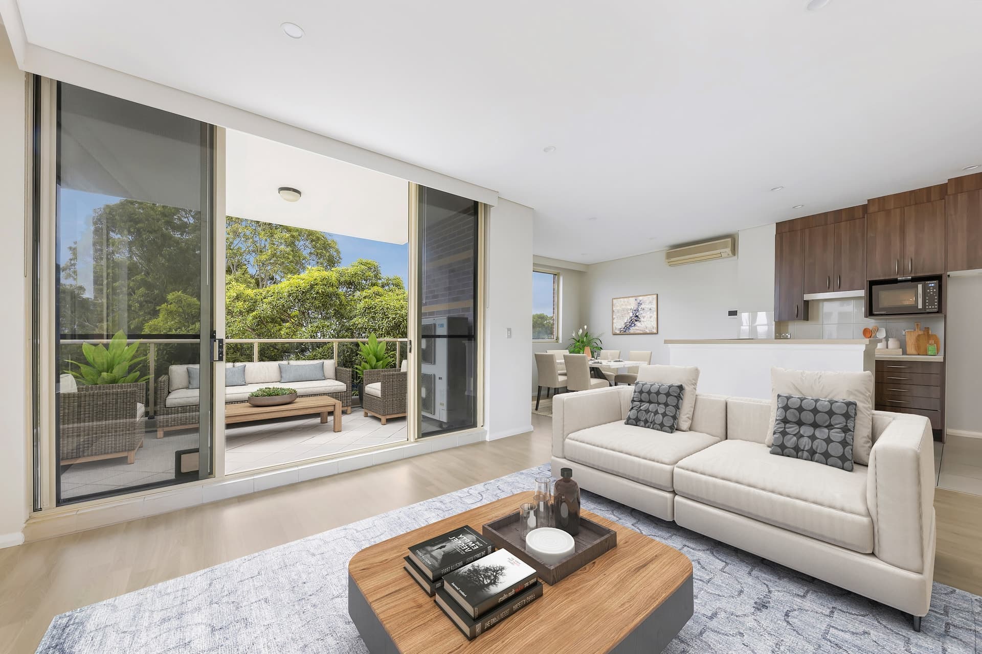 8/18 Day St, North Silverwater - Image 1