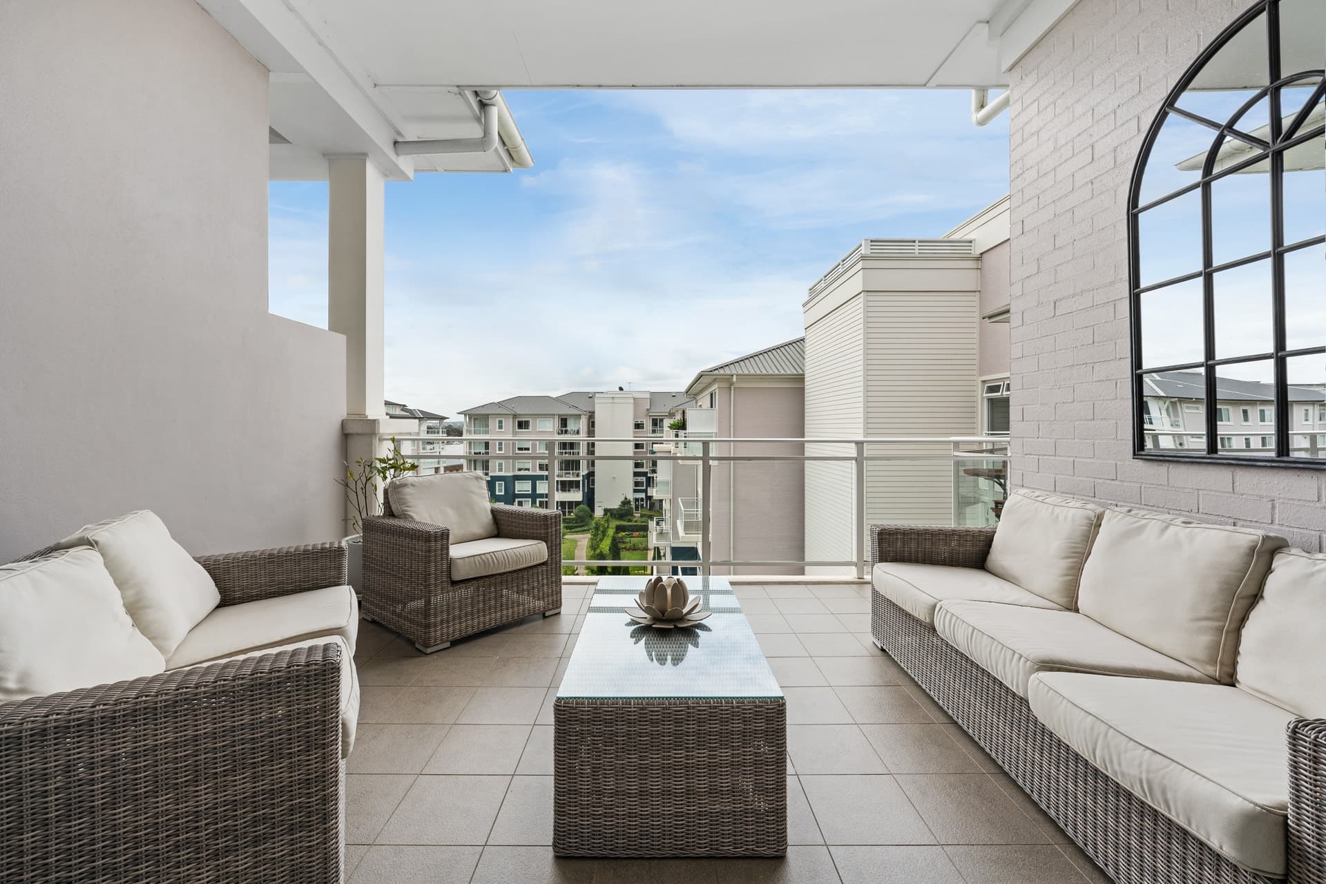 504/28 Peninsula Drive Breakfast Point NSW 2137, Breakfast Point - Thumbnail 2