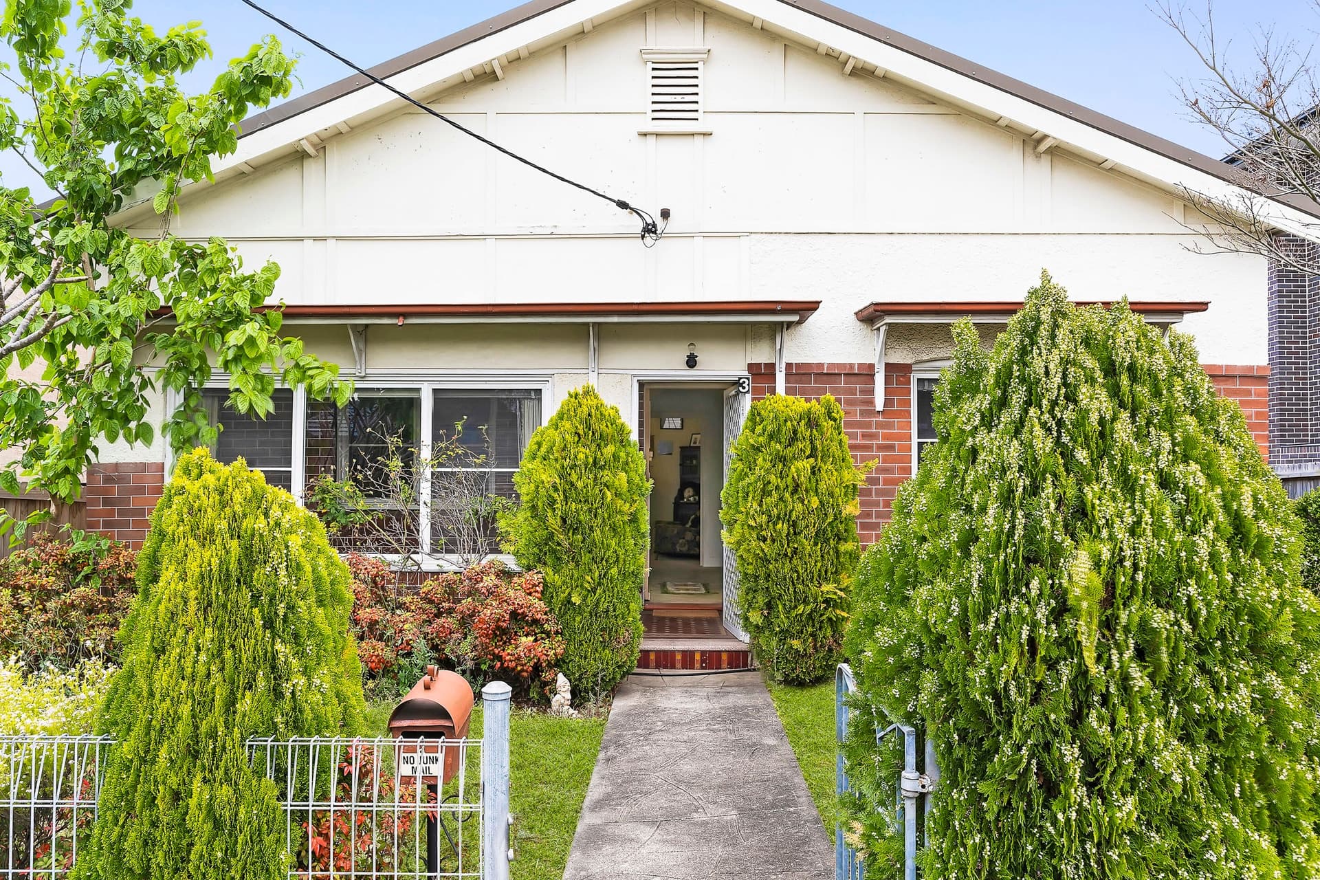 3 Russell Street, Russell Lea - Thumbnail 2