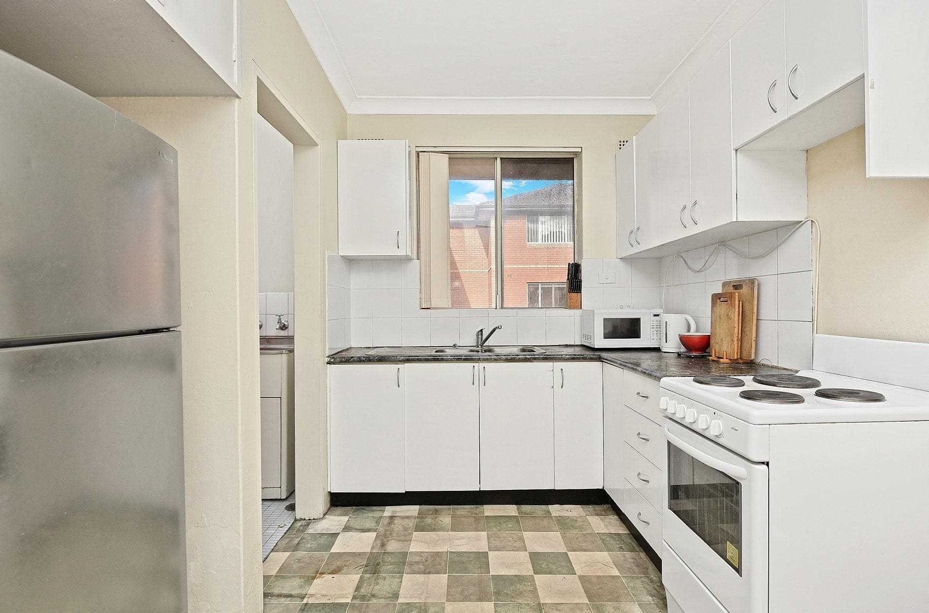4/119 The Crescent, Homebush West - Thumbnail 2