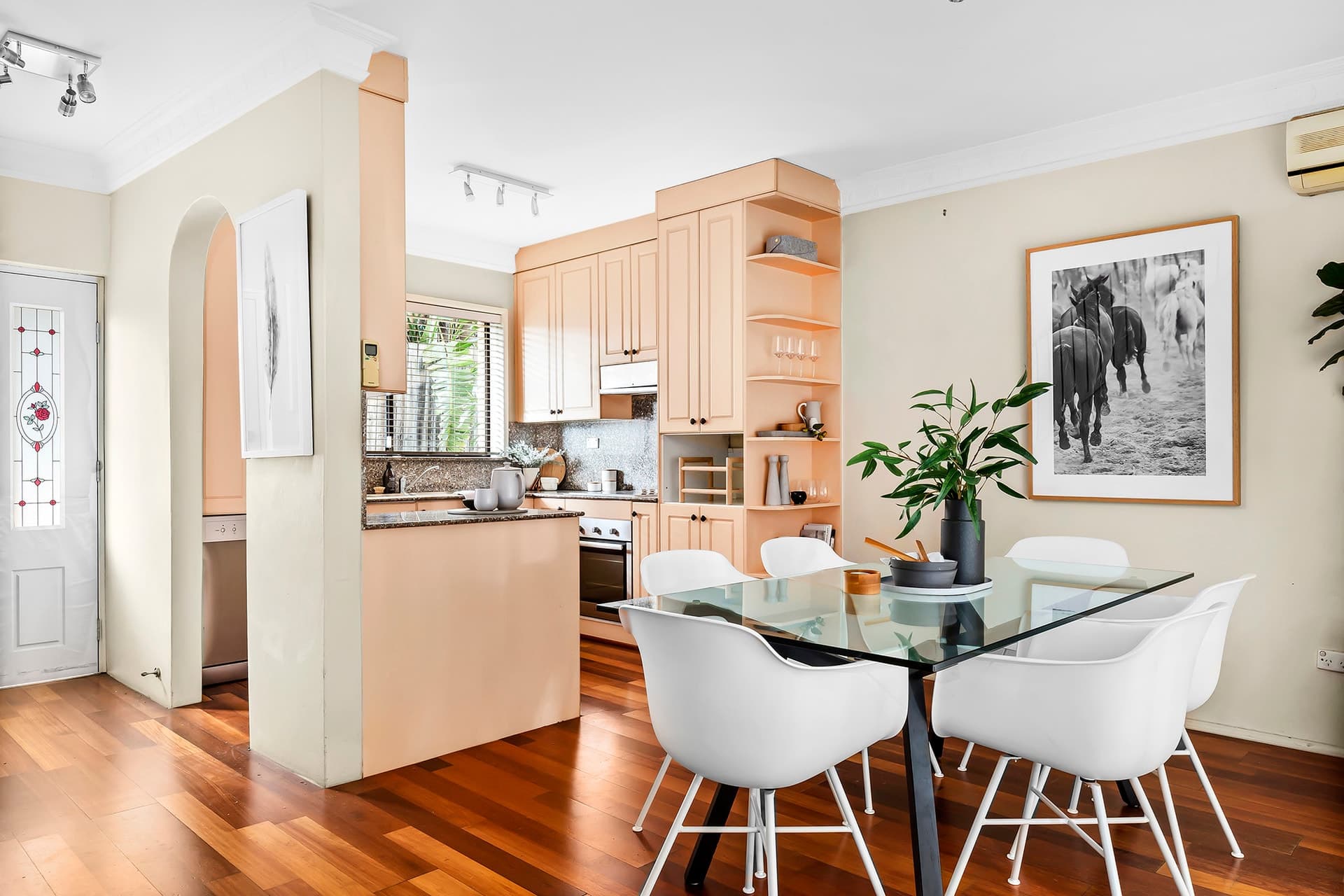 2/156 Wellbank Street, North Strathfield - Thumbnail 2