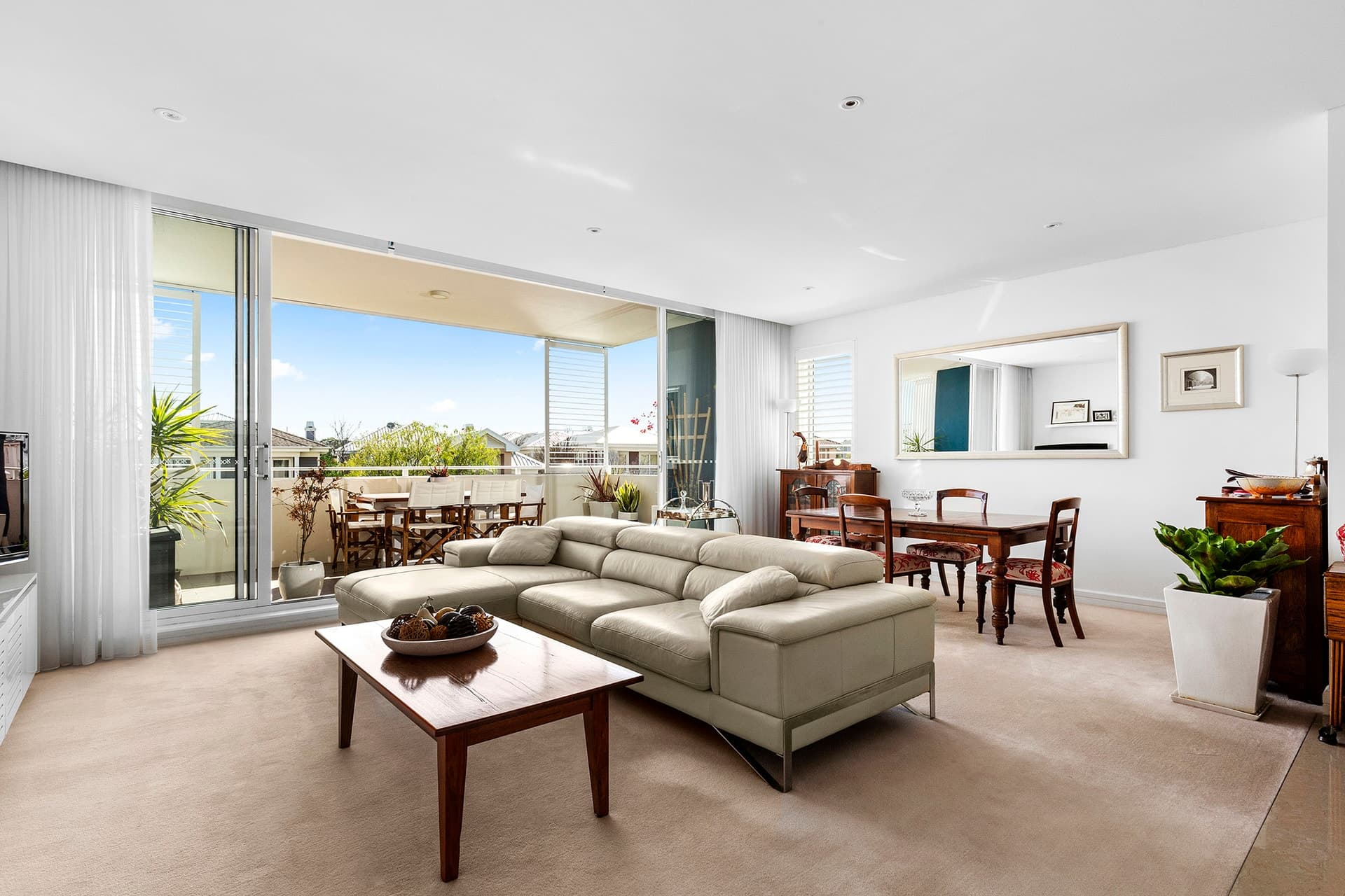 209/38 Peninsula Drive Breakfast Point NSW 2137, Breakfast Point - Thumbnail 2