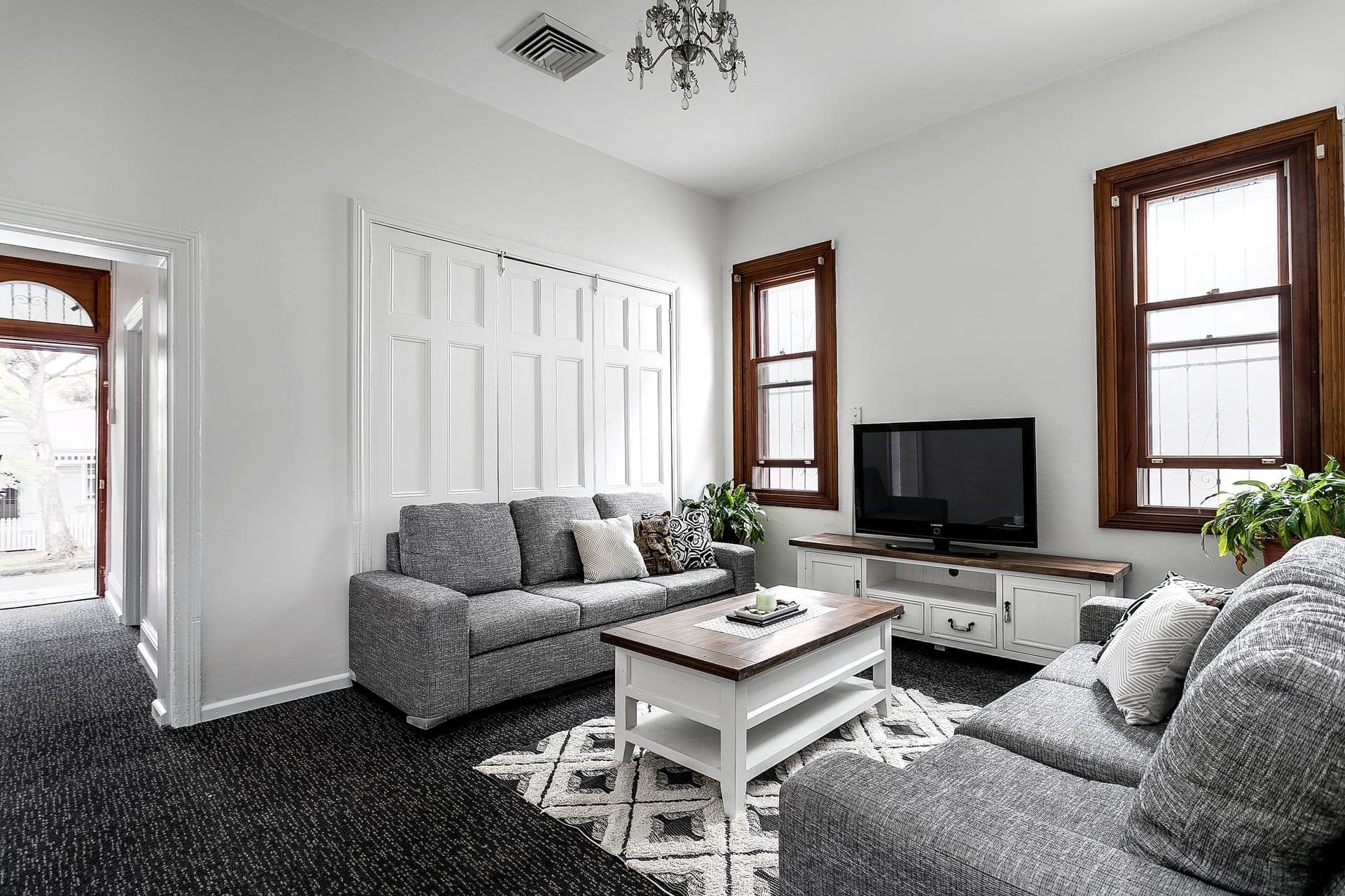 61 Westbourne Street, Stanmore - Thumbnail 2