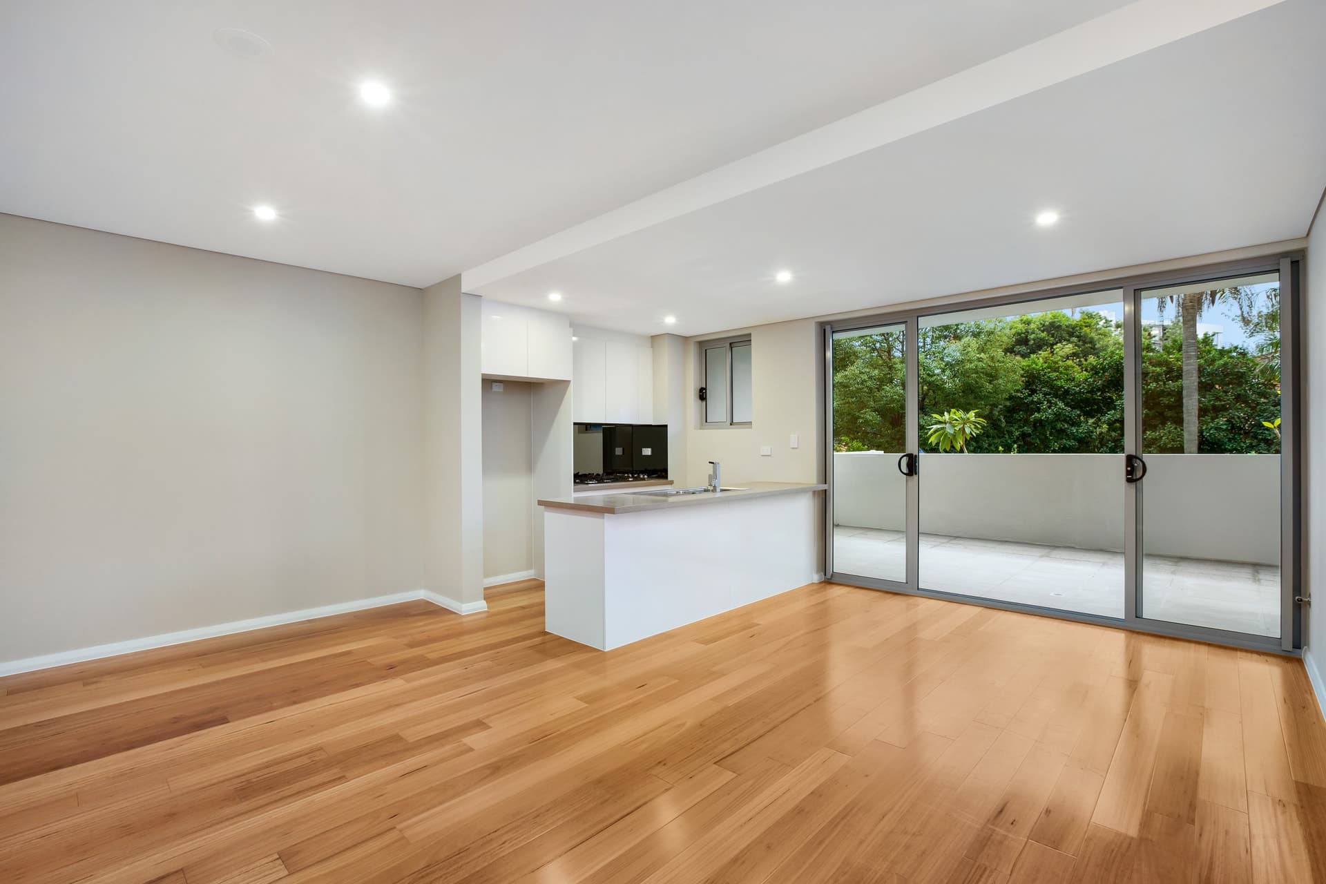 Level G/2/50 Loftus Crescent, Homebush - Image 1
