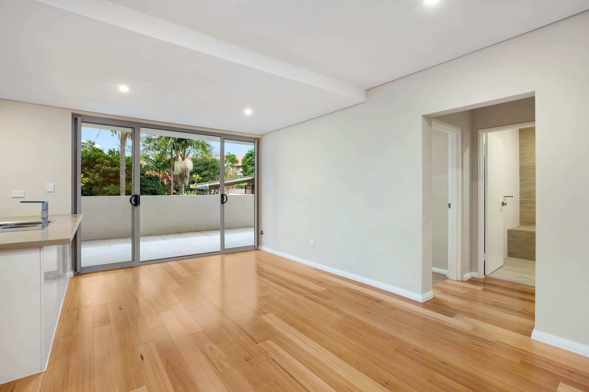 Level G/2/50 Loftus Crescent, Homebush - Thumbnail 3