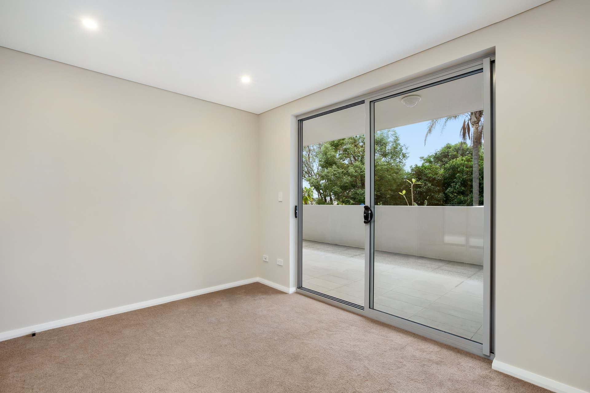 Level G/2/50 Loftus Crescent, Homebush - Thumbnail 4