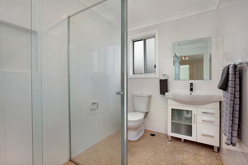 2 Kerslake Avenue, Regents Park - Thumbnail 5
