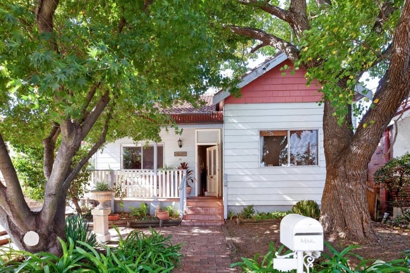 31 King Street, Concord West - Image 1