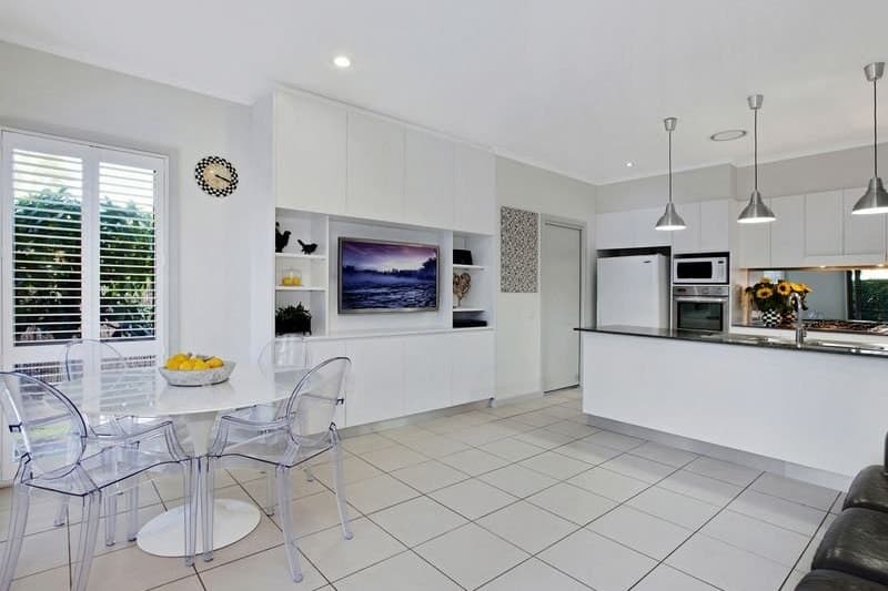 13 Thompson Avenue, Newington - Thumbnail 2