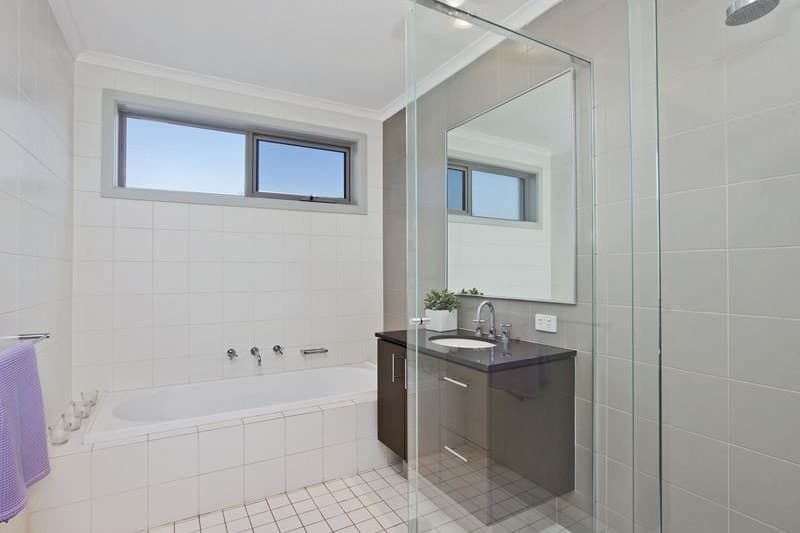 13 Thompson Avenue, Newington - Thumbnail 8