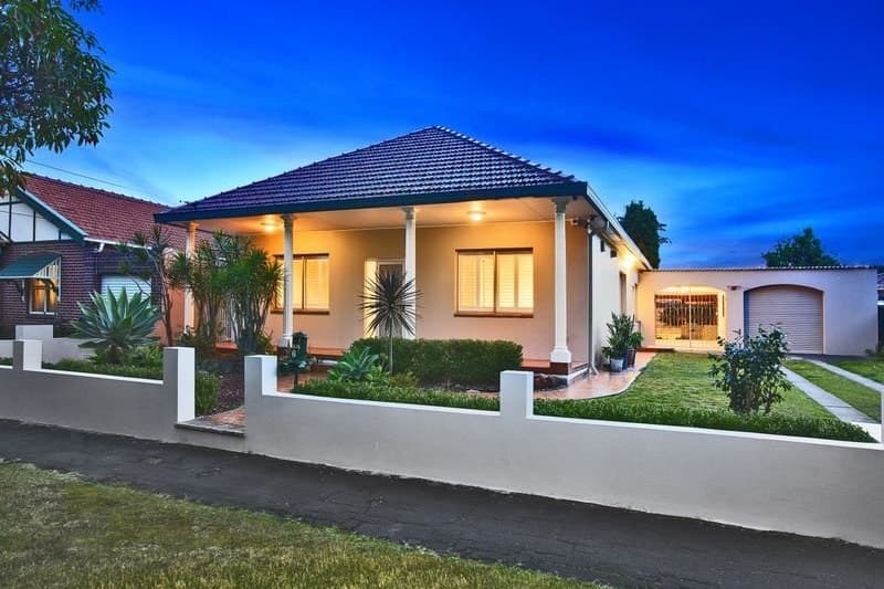 6 Thornleigh Avenue, Concord - Image 1