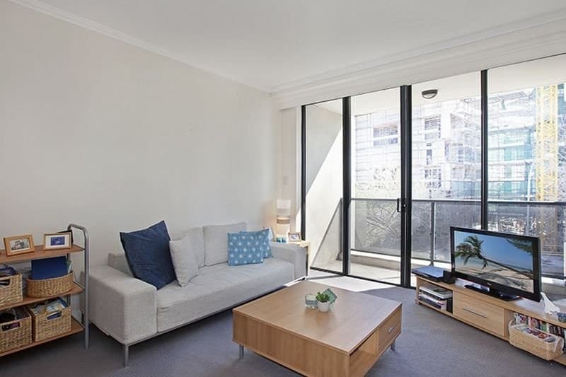 62/1 Brown Street, Ashfield - Thumbnail 2