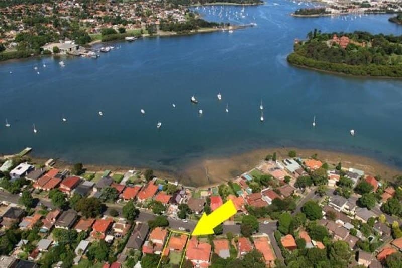 46 Llewellyn Street, Concord West - Thumbnail 2