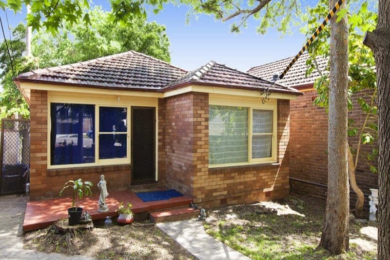 50 Bertram Street, Mortlake - Thumbnail 2