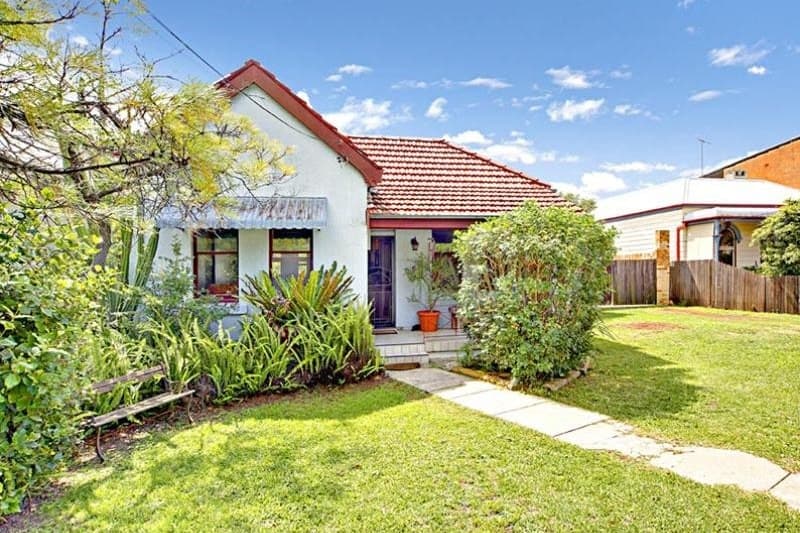 6 Tennyson Road, Concord - Image 1