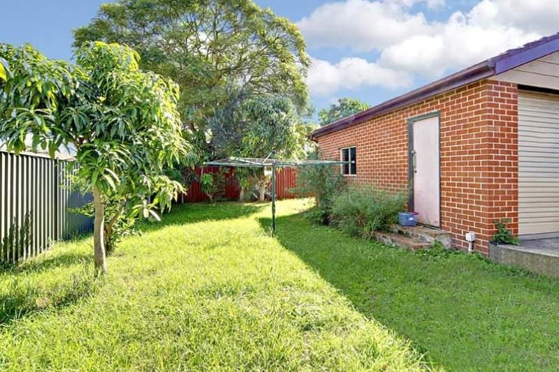11 Derowie Avenue, Homebush - Thumbnail 2