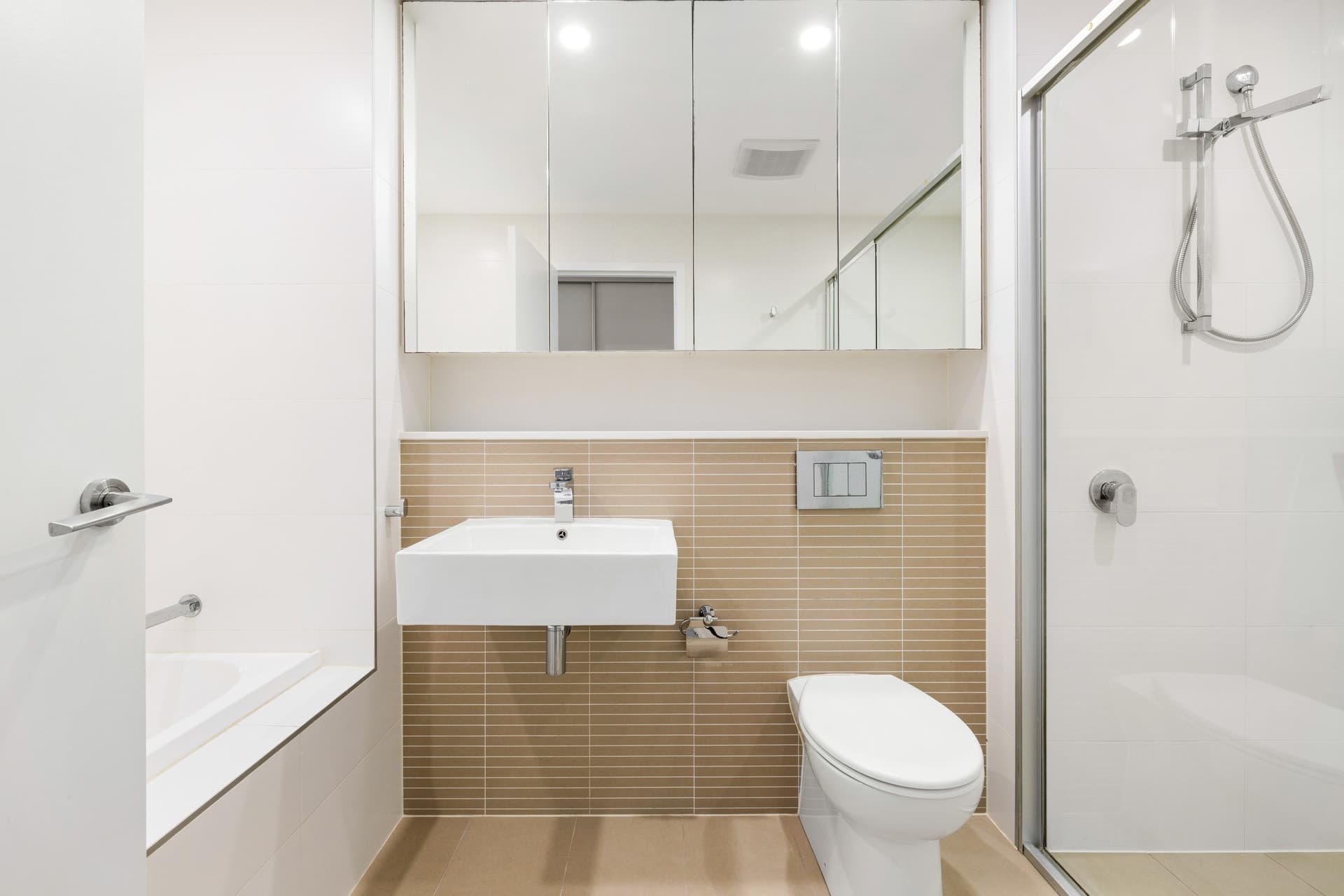 444/17 Marine Parade Wentworth Point, Wentworth Point - Thumbnail 7