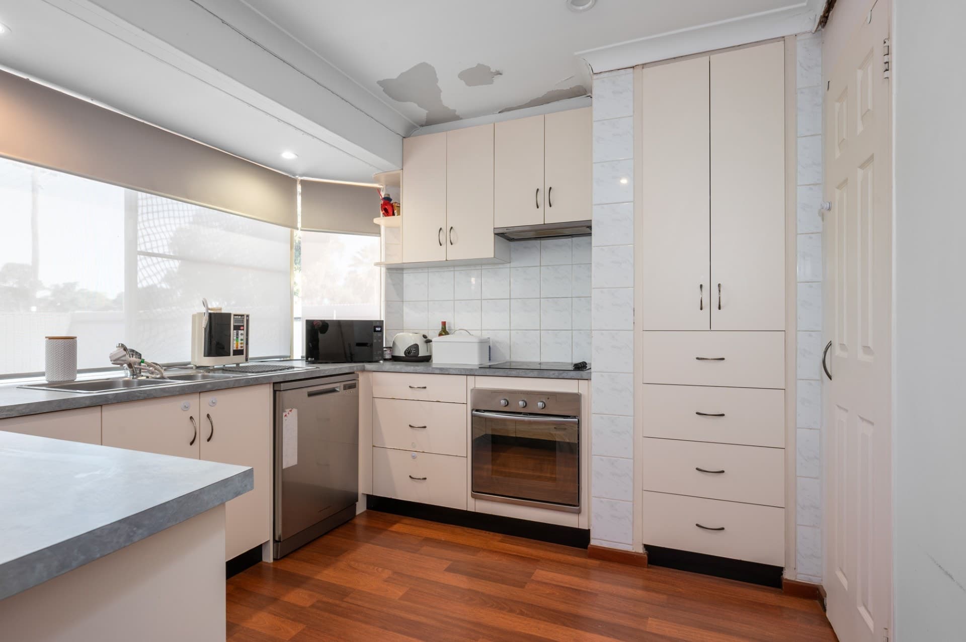 197 Bourke Street, West Lamington - Thumbnail 2