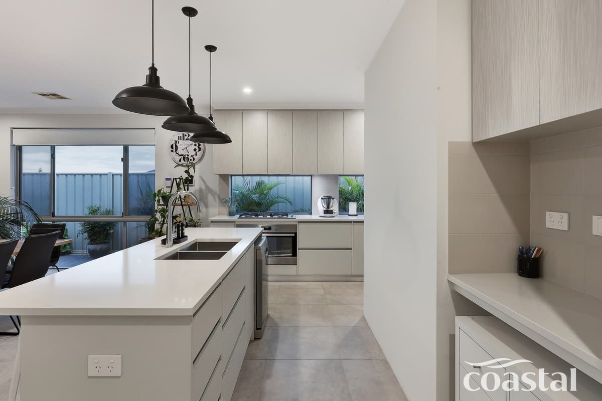 28 Yamarna Road, Golden Bay WA 6174, Golden Bay - Thumbnail 6