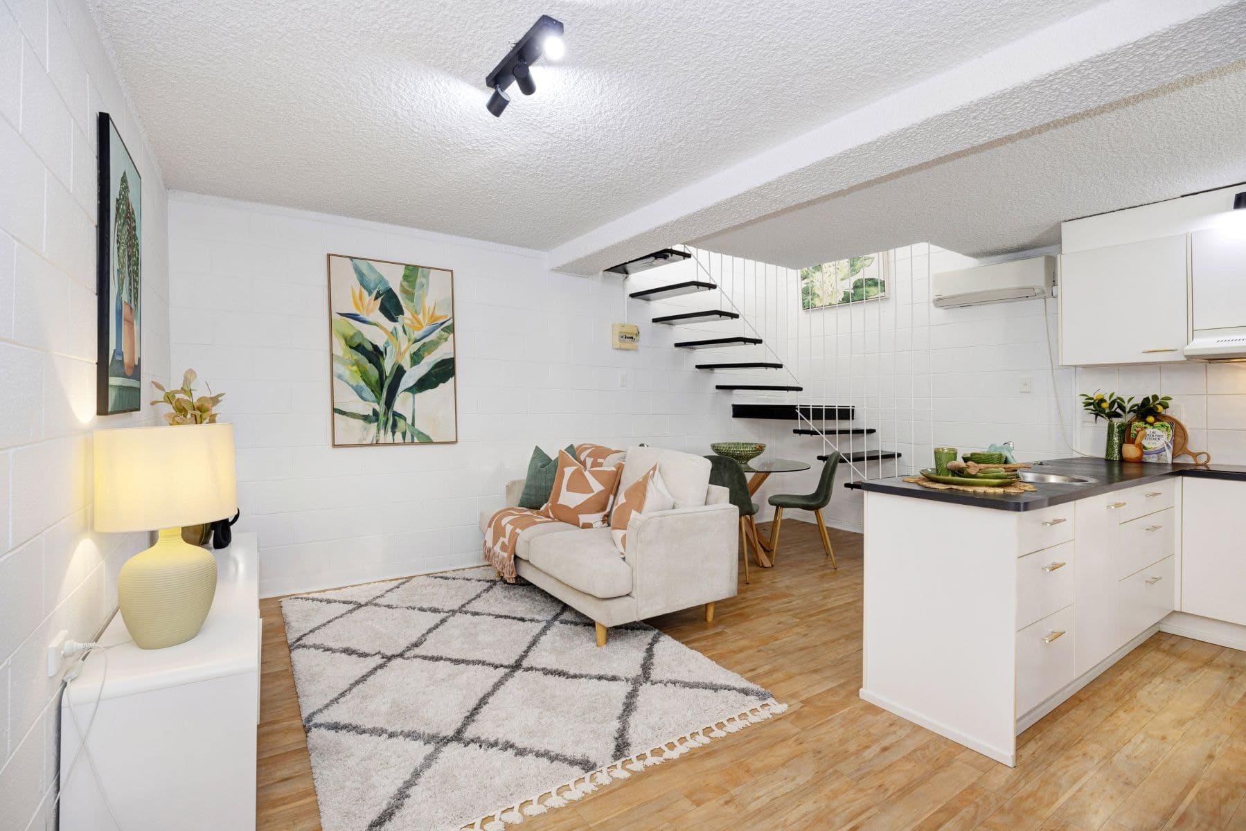 12/39 Cook Street, North Ward QLD 4810, North Ward - Image 1