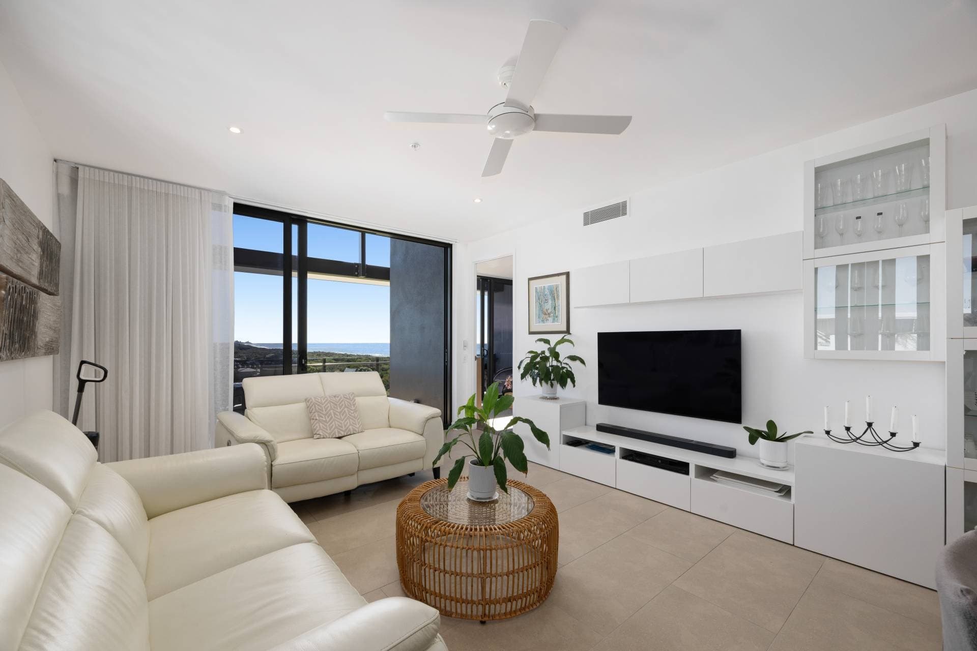 806/21 Kombi Street, Bokarina - Thumbnail 4