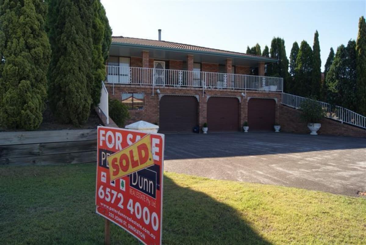 32 Cunningham Parade, SINGLETON NSW 2330, Singleton - Image 1