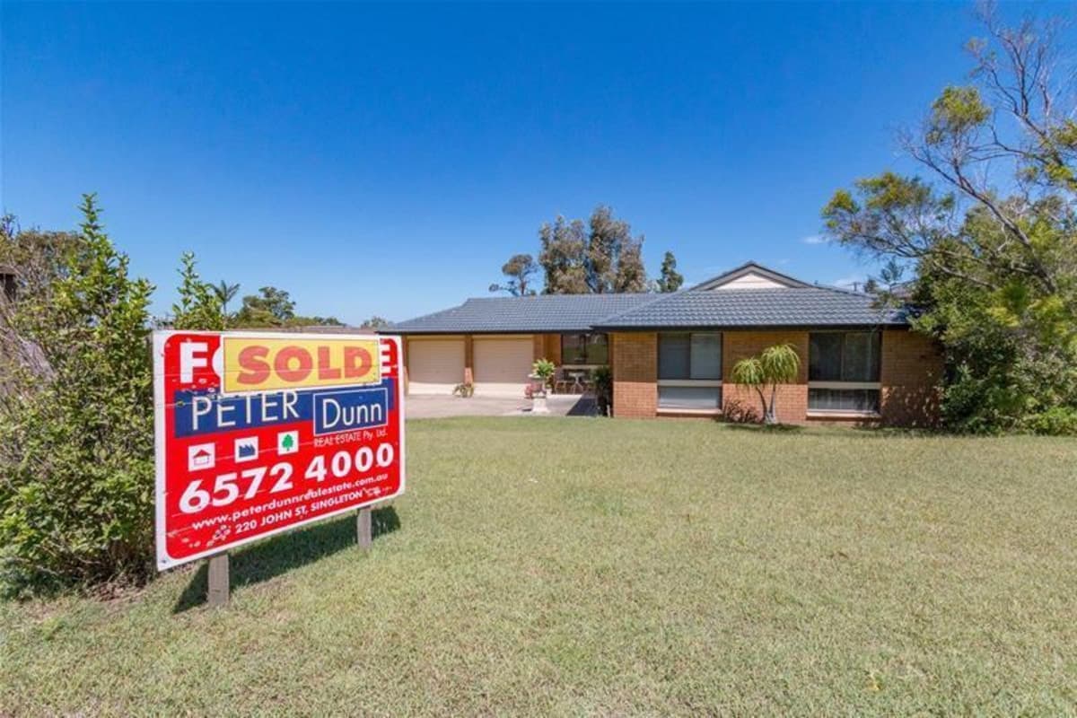 15 Beh Close, SINGLETON NSW 2330, Singleton - Image 1