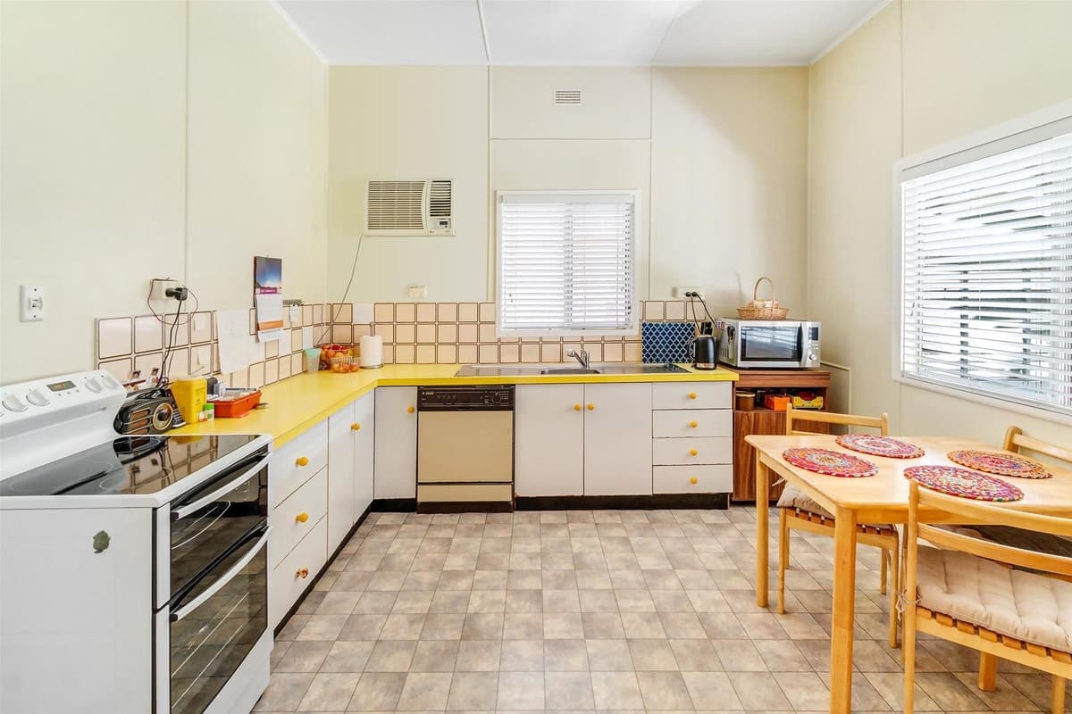 8 Albert Street, SINGLETON NSW 2330, Singleton - Thumbnail 8