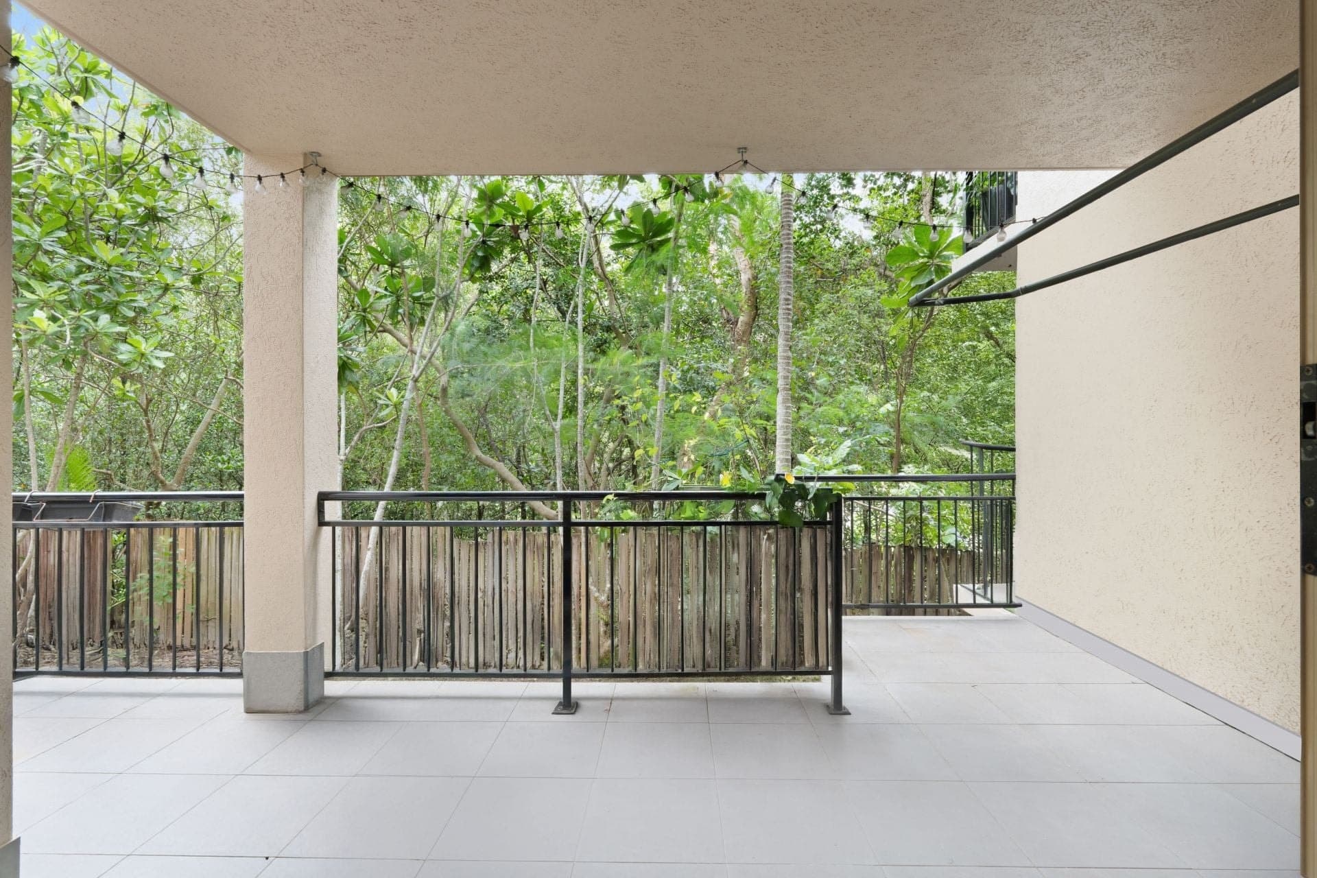 1404/2-10 Greenslopes Street, Cairns North QLD, Cairns North - Thumbnail 4