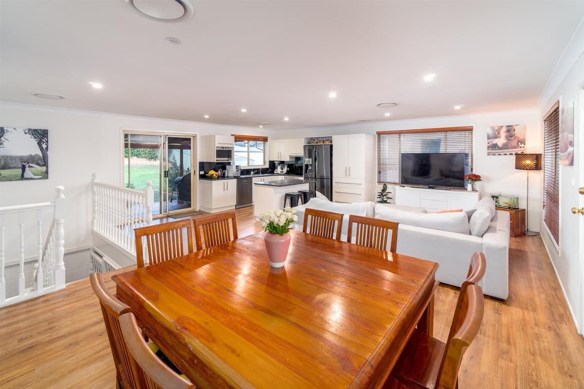 31 Robinson Way, SINGLETON NSW 2330, Singleton - Image 1