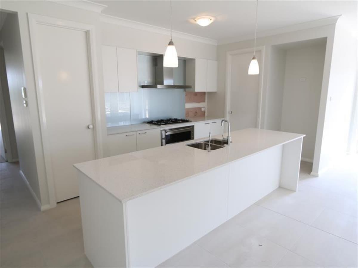 17 Dimmock Street, SINGLETON NSW 2330, Singleton - Thumbnail 2