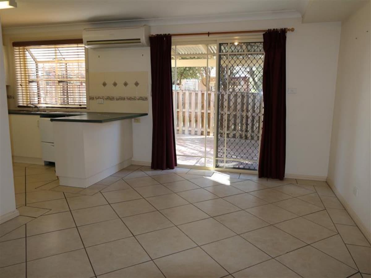 4 / 9 D\'Arbon Avenue, SINGLETON NSW 2330, Singleton - Thumbnail 4